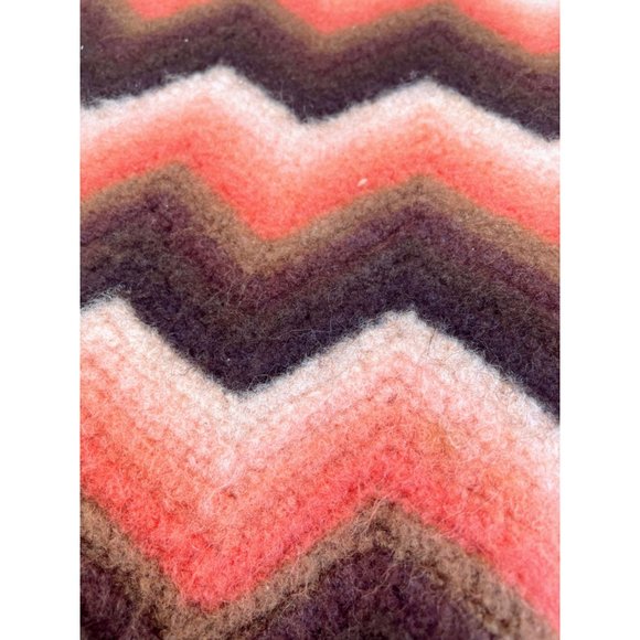 Vintage Chevron Wool Small Crochet Afghan Lapghan Orange Brown Retro - Picture 7 of 13